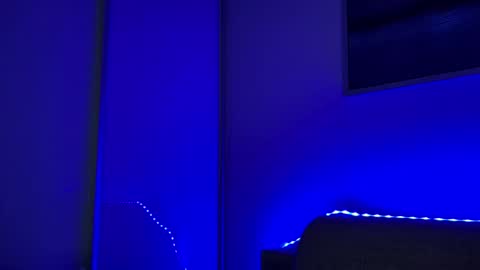 Valerie  online show from December 2025 10:14:01 PM