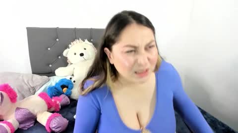 Luna online show from February 2026 12:18:02 AM