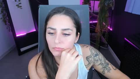 Valerie online show from October 2025 03:01:02 PM