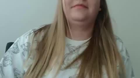 Valery online show from November 2025 08:05:01 AM