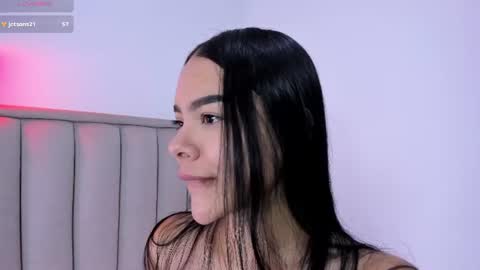 Cris  online show from July 2026 11:36:02 AM