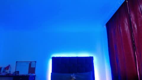 Snapshot of valery_meer_ chatting on April 2026 11:44:01 AM Valeria online show from April 2026 11:44:01 AM