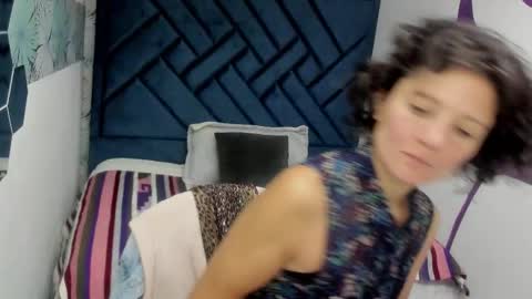 VALERY MORE online show from October 2025 12:09:01 PM