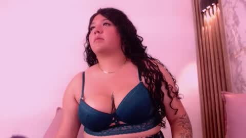 Snapshot of valery_ortiz7 chatting on February 2026 07:15:01 PM Valery online show from February 2026 07:15:01 PM