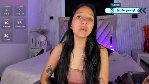 Val online show from December 2025 11:58:02 AM