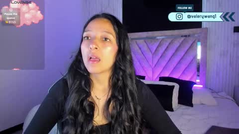 Val online show from December 2025 11:59:02 AM