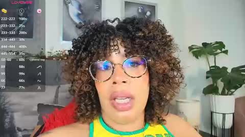 Snapshot of valeryharriz chatting on July 2026 04:38:02 AM valeryharriz online show from July 2026 04:38:02 AM