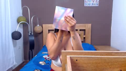 Snapshot of valesantodomingo chatting on October 2025 10:55:02 PM Sofia online show from October 2025 10:55:02 PM