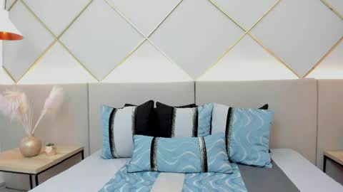 Sofia online show from April 2026 11:57:02 PM