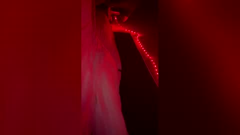 valevaweheart online show from May 2026 01:24:02 AM