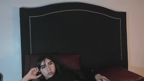 Snapshot of valey_nicole chatting on July 2026 10:02:02 PM valey_nicole online show from July 2026 10:02:02 PM