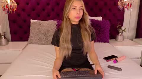 Snapshot of valeygomez chatting on February 2026 01:15:01 PM Valey online show from February 2026 01:15:01 PM