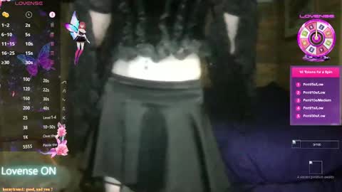 Snapshot of valhanna_ chatting on September 2025 12:12:01 AM Valhanna online show from September 2025 12:12:01 AM