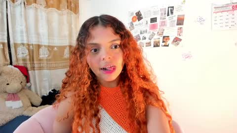 Snapshot of valientegirl_ chatting on January 2025 02:49:02 AM VALIENTE online show from January 2025 02:49:02 AM