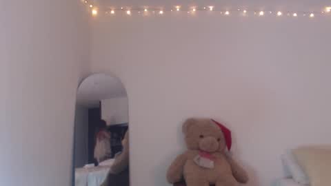 VALIENTE  online show from March 2026 01:45:02 AM