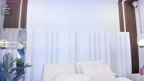 Snapshot of valkiria_vixen chatting on May 2026 12:40:02 AM VALQUIRIA online show from May 2026 12:40:02 AM