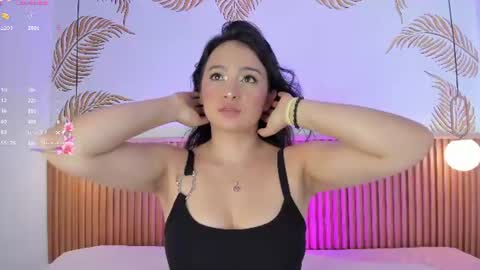 valleriie_ online show from June 2026 04:15:01 PM