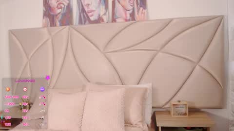 Vallery online show from January 2025 05:32:01 PM