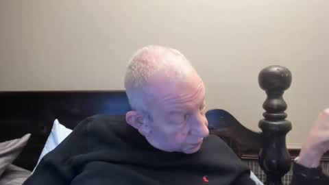 Snapshot of valleylaker chatting on September 2025 04:17:01 PM valleylaker online show from September 2025 04:17:01 PM