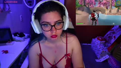 Im Violet online show from December 2024 11:13:02 PM