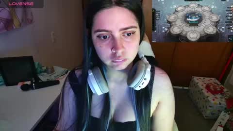 Im Violet online show from December 2024 03:14:02 AM