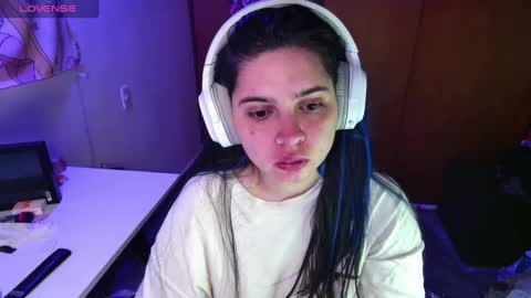 Im Violet online show from January 2025 11:16:01 PM