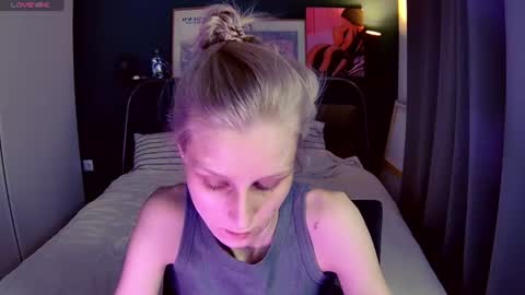 originally accaunt on cb - valorant girl   nude show - only pvt. online show from June 2026 06:11:02 PM