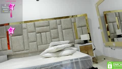 Snapshot of valtira_nova chatting on April 2026 04:57:02 PM valtira nova online show from April 2026 04:57:02 PM