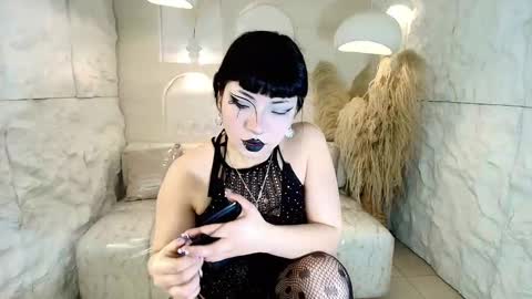 vampkitty_r online show from March 2026 02:00:02 PM