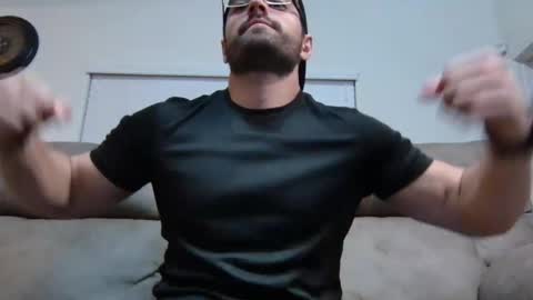 Snapshot of vampz888 chatting on May 2026 02:07:02 AM HUNG LATINO 888 bigcock fit athletic latino online show from May 2026 02:07:02 AM