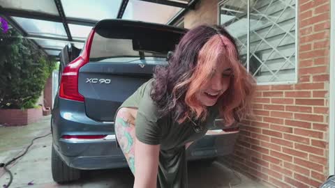 vanessa online show from March 2026 12:43:01 PM