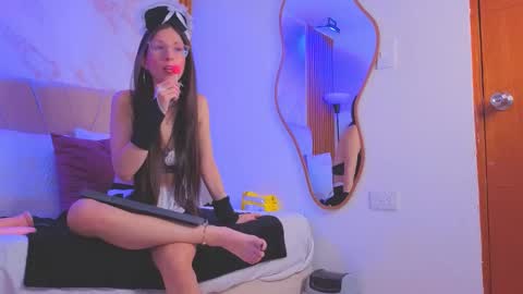 vane_coral online show from March 2026 03:01:01 PM