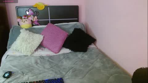 Snapshot of vanellope_vonrol chatting on March 2025 01:32:02 AM Vanessa online show from March 2025 01:32:02 AM