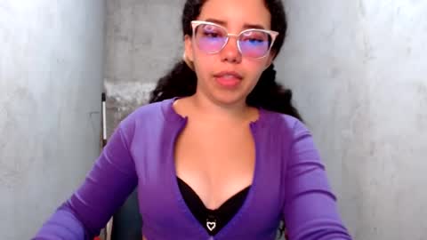 vanellopeschweetz online show from July 2026 01:51:01 PM