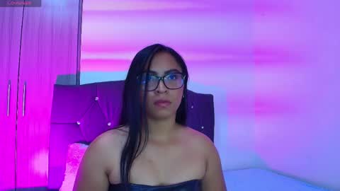 Vanesa online show from May 2026 01:12:01 AM