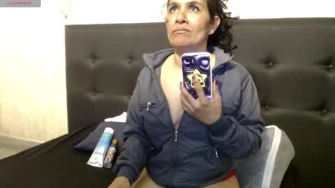 Vanessa online show from October 2025 10:29:02 PM