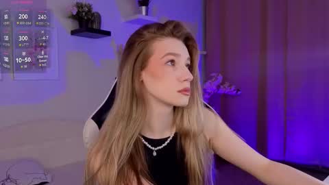 Snapshot of vanessa__lui chatting on February 2026 10:45:02 AM Vanessa online show from February 2026 10:45:02 AM