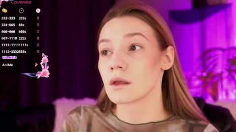 Snapshot of vanessa__lui chatting on February 2026 04:05:02 PM Vanessa online show from February 2026 04:05:02 PM