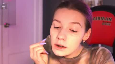 Snapshot of vanessa__lui chatting on March 2026 10:54:02 AM Vanessa online show from March 2026 10:54:02 AM