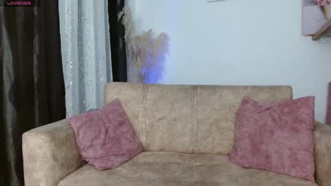 Snapshot of vanessa_brett_1 chatting on April 2026 01:36:01 AM vanessa online show from April 2026 01:36:01 AM