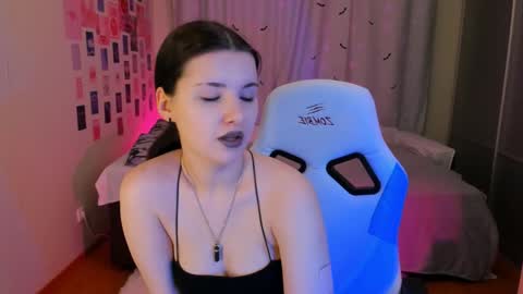 Vanessa online show from February 2025 01:04:01 AM