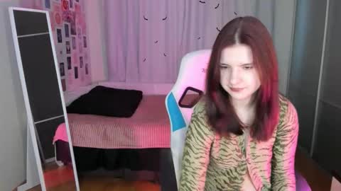 Vanessa online show from March 2026 05:12:02 AM