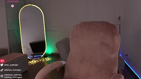 vanessa sexxy online show from September 2025 02:22:02 AM