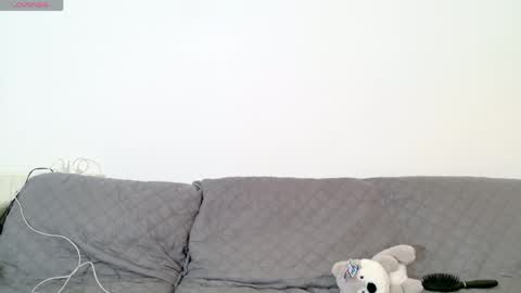 Snapshot of vanessaadol chatting on May 2026 09:28:02 AM vanessaadol online show from May 2026 09:28:02 AM