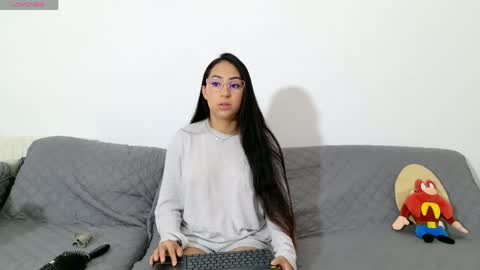 Snapshot of vanessaadol chatting on May 2026 08:55:01 AM vanessaadol online show from May 2026 08:55:01 AM