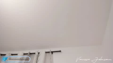 vanessajohnsonn online show from January 2025 04:12:01 AM