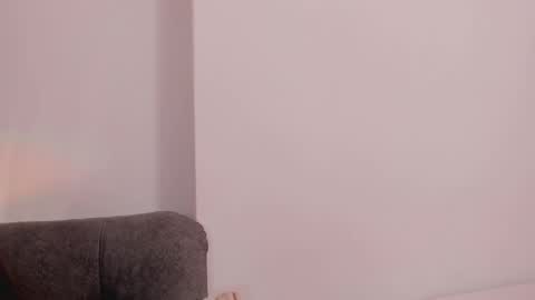 vanessajohnsonn online show from April 2026 12:16:02 AM