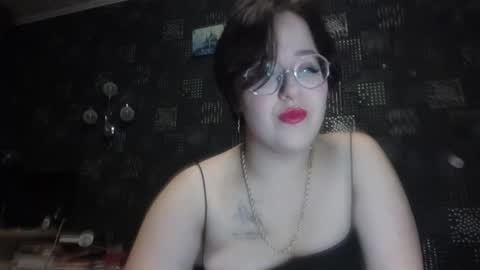 vanessashadow online show from September 2025 04:23:02 PM