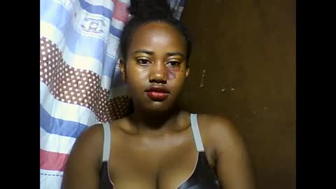 vaniah321 online show from January 2025 02:33:01 AM