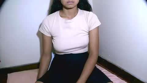 vanih27 online show from March 2026 07:53:01 AM